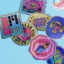 Cargar imagen en el visor de la galería, Guarroplayera y stickers (Combo)